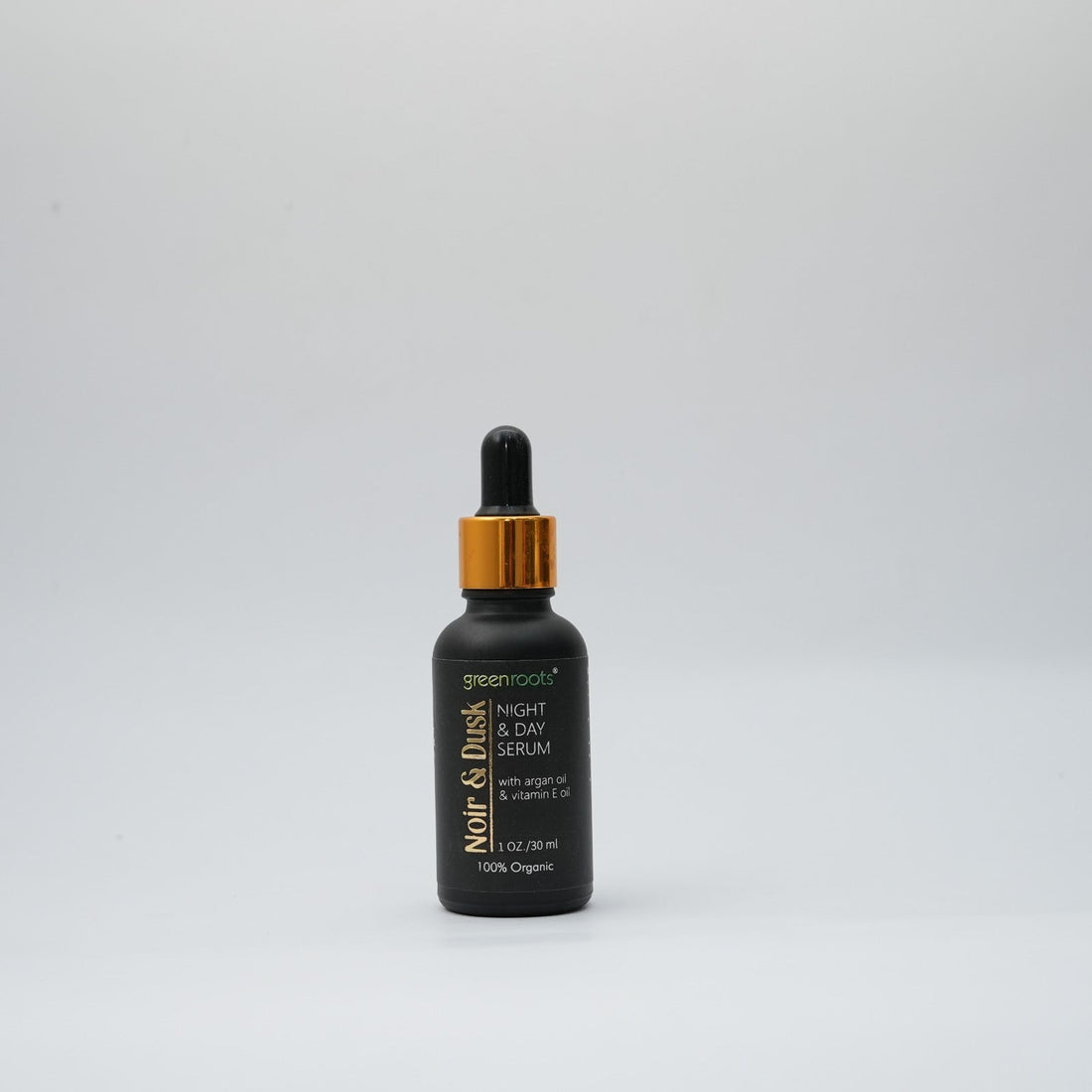 Noir & Dusk Serum in Pakistan by Green Roots – premium night and day facial serum bottle with argan oil and vitamin E.